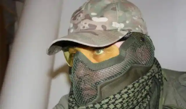 特种兵为什么大多都会带上面罩或者面具?他们在怕什么?