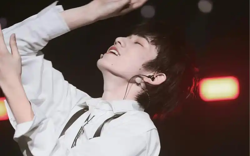 国风美少年宋亚轩【纵享丝滑】大艺术家&怪美的