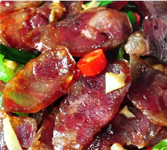 湖南特产烟熏腊肠农家自制香肠土家传统湘味原味可蒸微甜腊味广味