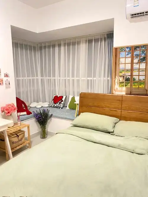小房间布置女生卧室