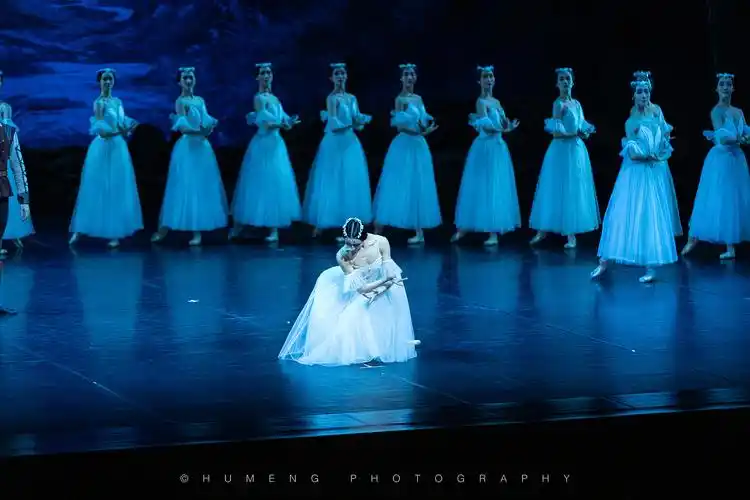 「19第31周」中芭《吉赛尔》谢幕照