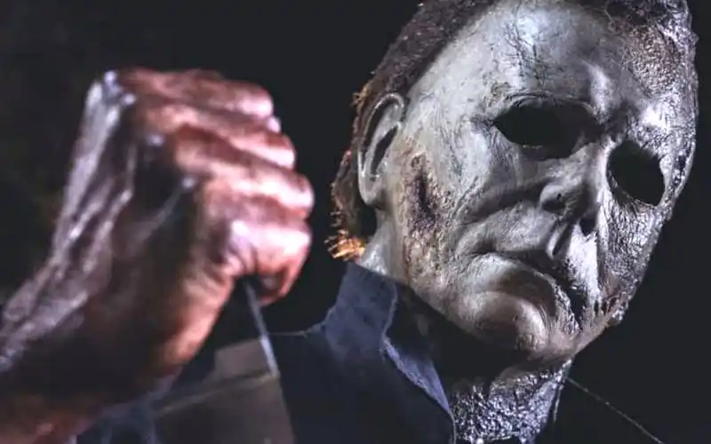 迈克尔迈尔斯想要闯入我家, 我该让他进来吗?