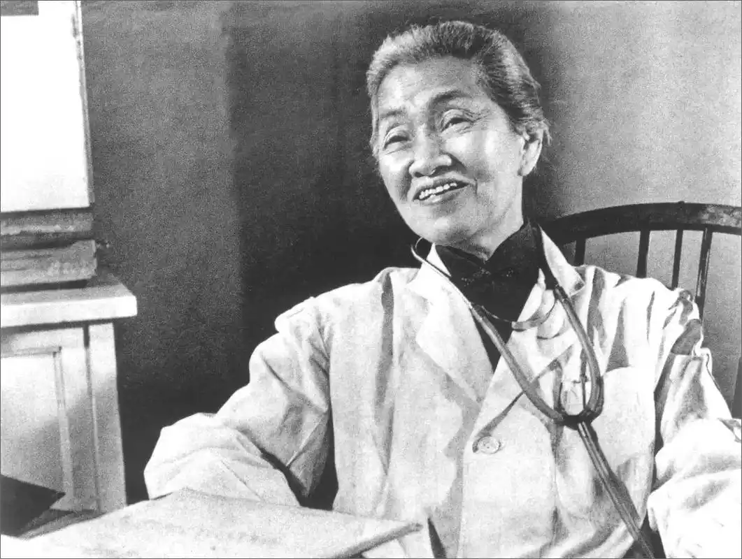 林巧稚:用一生践行医者仁心