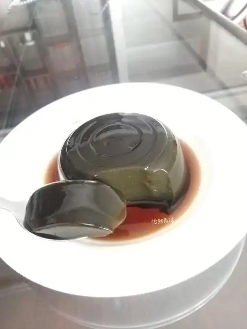 新鲜凉草粉&仙草果冻    口感改良版