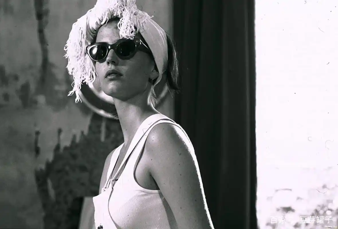 《戏梦巴黎》,女神伊娃·格林,彰显轻狂的法式青春,真影迷必看