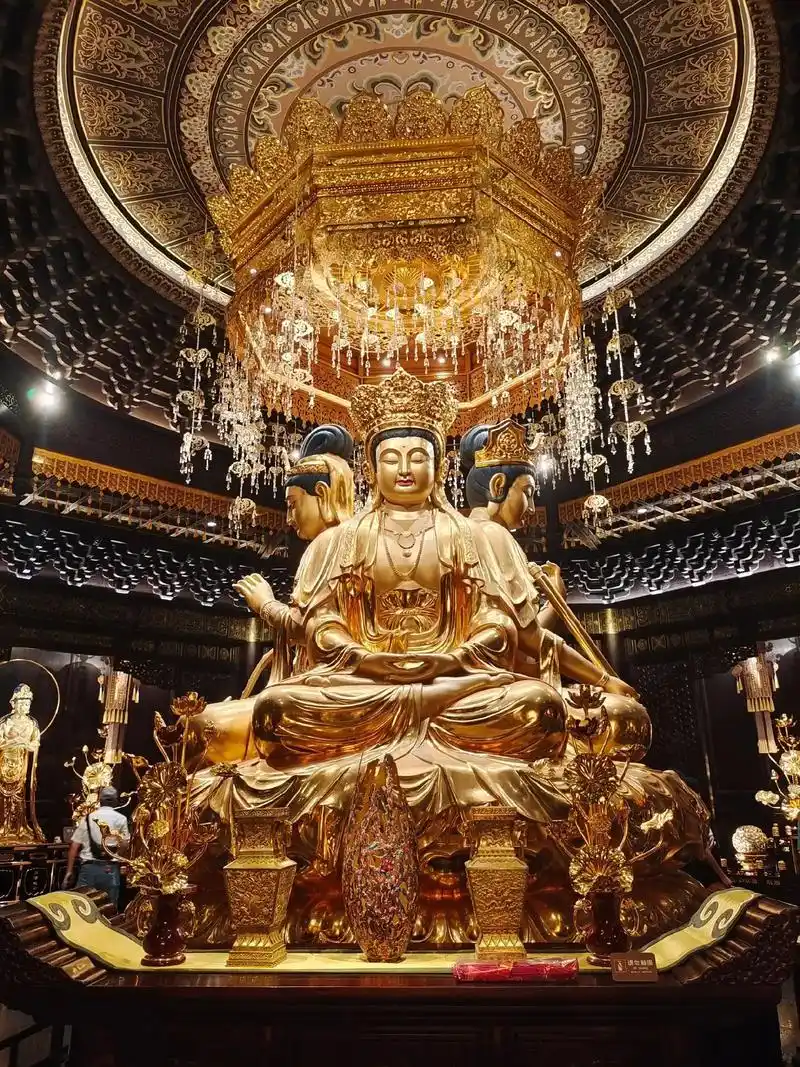 观音圣坛,佛度有缘人.#佛渡有缘人 #见者好运 #虔诚祈祷  - 抖音