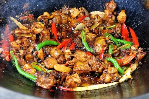 【重庆蓝竹林柴火鸡团购】蓝竹林柴火鸡4-6人餐团购