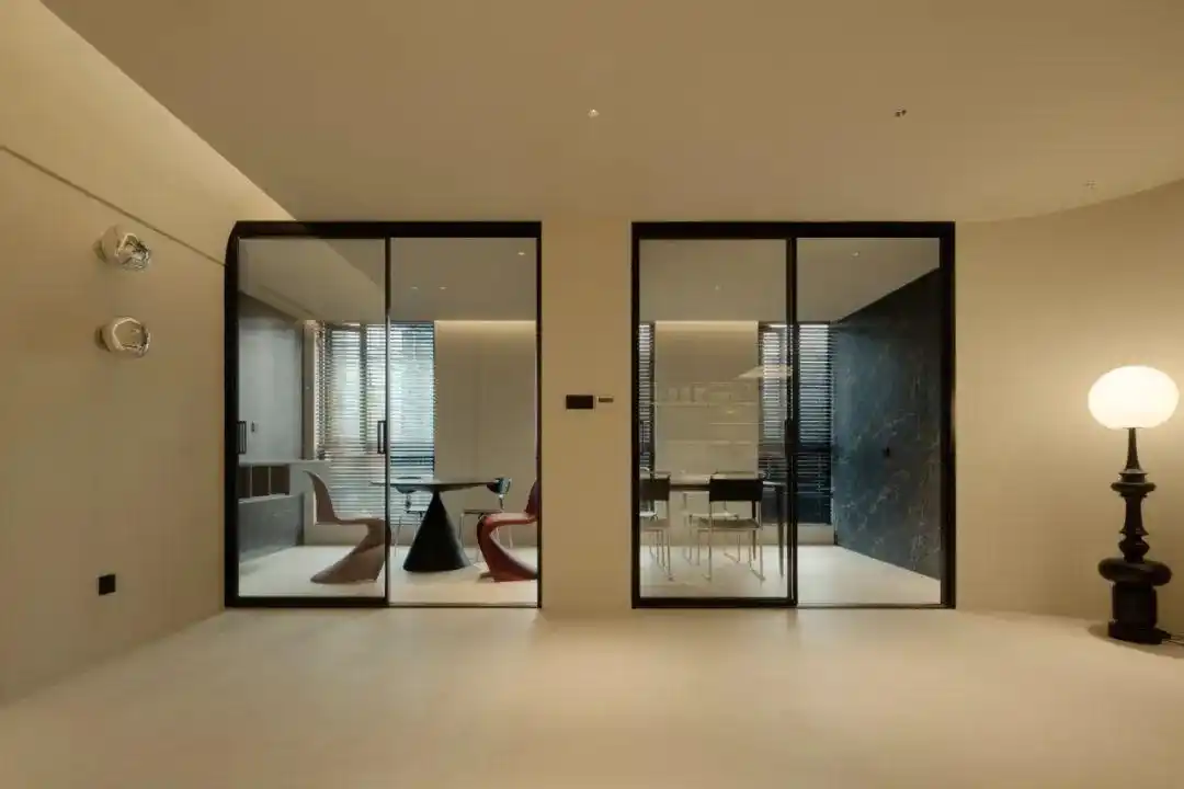 200平米简约办公空间装修效果图