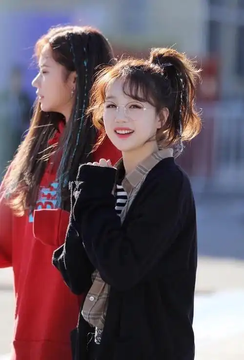 火箭少女徐梦洁真的会穿私服穿搭甜美可爱小姑娘前程似锦