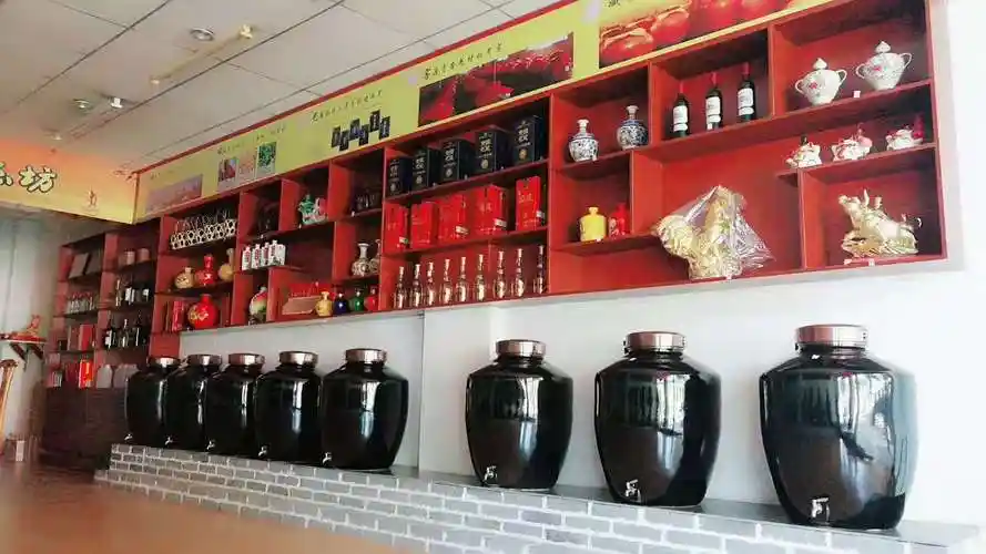 三杯酒铺散酒产品图片_三杯酒铺散酒店铺装修图片-全球加盟网