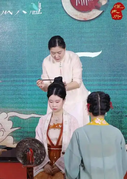 汉未央专题从此雏凤鸣清声记姚曹捷及笄大典