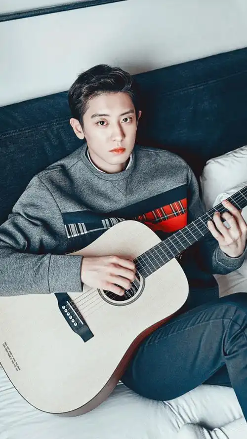 朴灿烈##朴灿烈伦敦时装周# 【去水印 调色 壁纸】我可太喜欢阿宝色