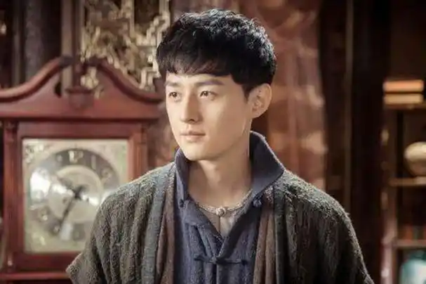 老九门中陈皮阿四最害怕的人,不是二月红不是丫头,而是他