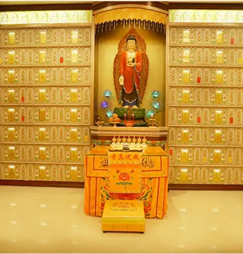 天津玉佛寺寝宫