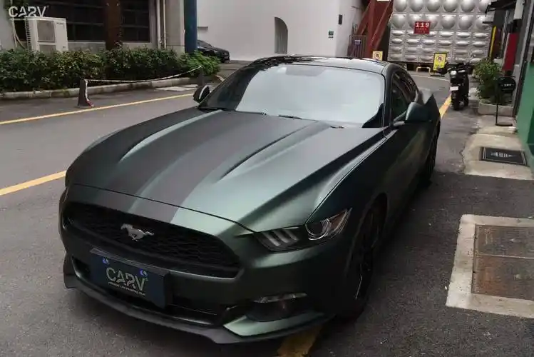 野马卡孚改色膜超哑金属墨绿,独特而又复古的色调_搜狐汽车_搜狐网