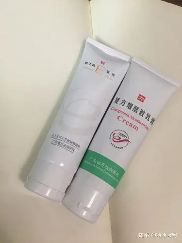 接触了广东省皮肤医院自制软膏,基础护肤够用,省下了很多钱～1.