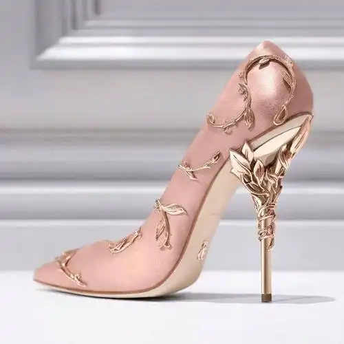 高跟鞋品牌中的后起之秀有多惊艳奢侈品高跟鞋品牌编年史五