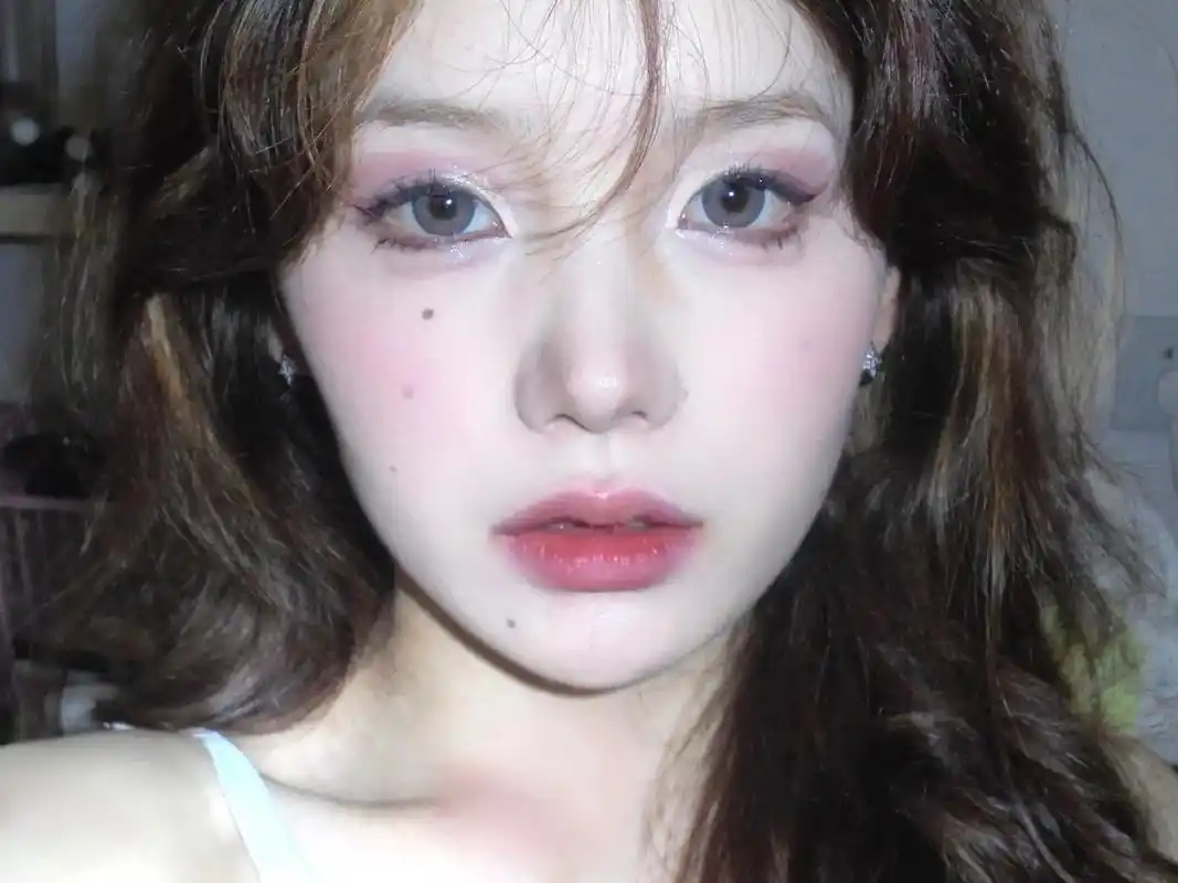 干枯玫瑰妆(内附妆教噢) 看看哪个bb还不来学! #mot - 抖音