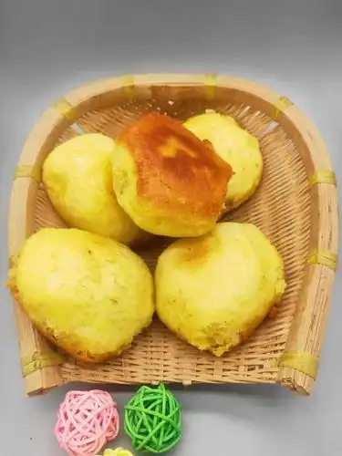 东北大饼子纯手工玉米面饼黑米饼农家大饼子粗粮饼杂粮饼4斤包邮