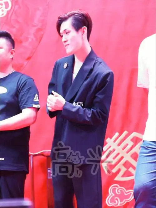 关九海  #德云社  #德云花魁关九海99:听音乐就扭起来的蒙蒙