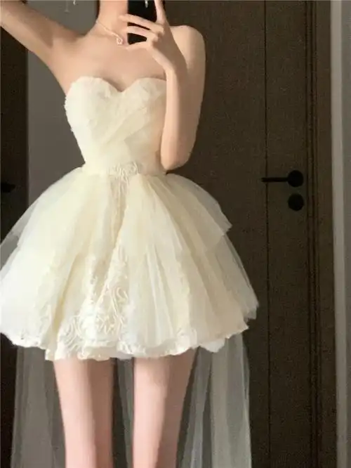 kumikumi高级感拖尾礼服裙抹胸蕾丝连衣裙女夏季气质收腰蓬蓬裙