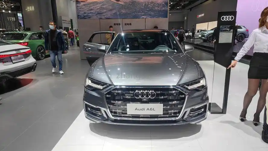 2022广州车展:新款奥迪a6l 依旧展现很强的实力