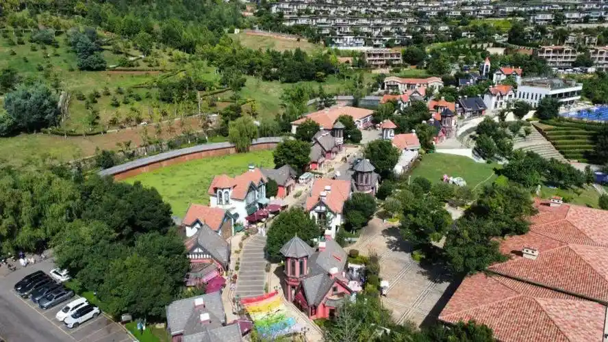 解码太阳山小镇 探寻抚仙湖畔"慢生活" 的文旅密码