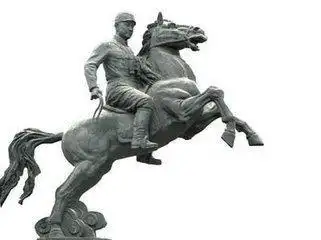 当时任一二二师师长的王铭章将军亦请求率部开赴前线作战,1937年9月12