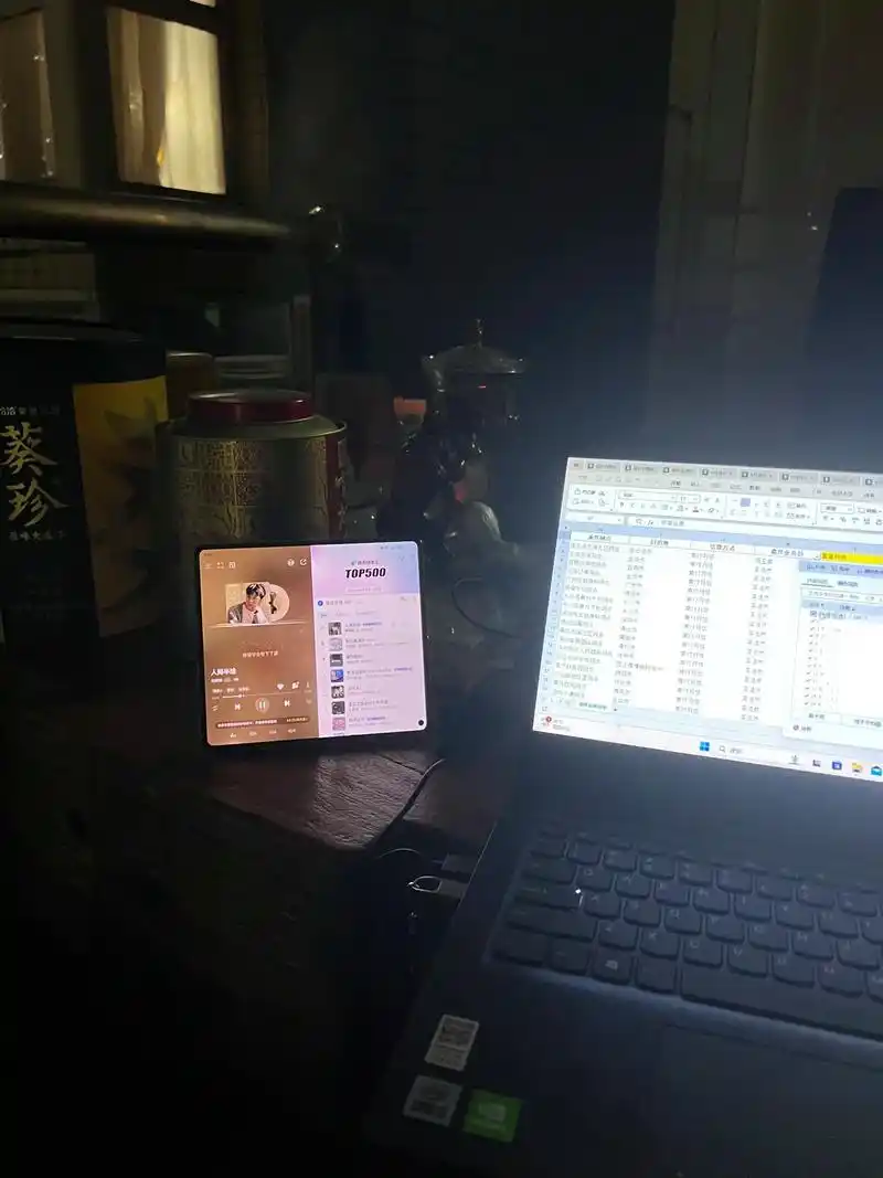 无数个加班的夜晚,都是一场与自我的较量.对着电脑屏幕,思路越发清晰