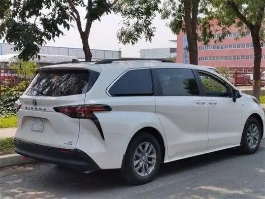 24款丰田塞纳25四驱最新报价港口起步价格50万起售