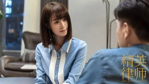 蓝盈莹《精英律师》成"行走的法条机" 机关枪式输出密度获赞