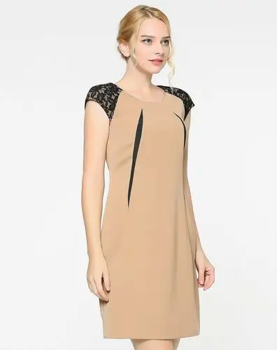 斐戈fiocco女装专场 驼色圆领盖肩袖拼接连衣裙