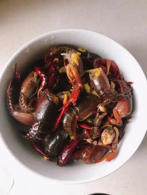 干净又卫生的红烧小龙虾