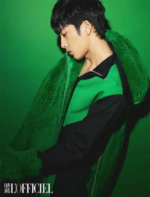 这次是男模小井丨赏色