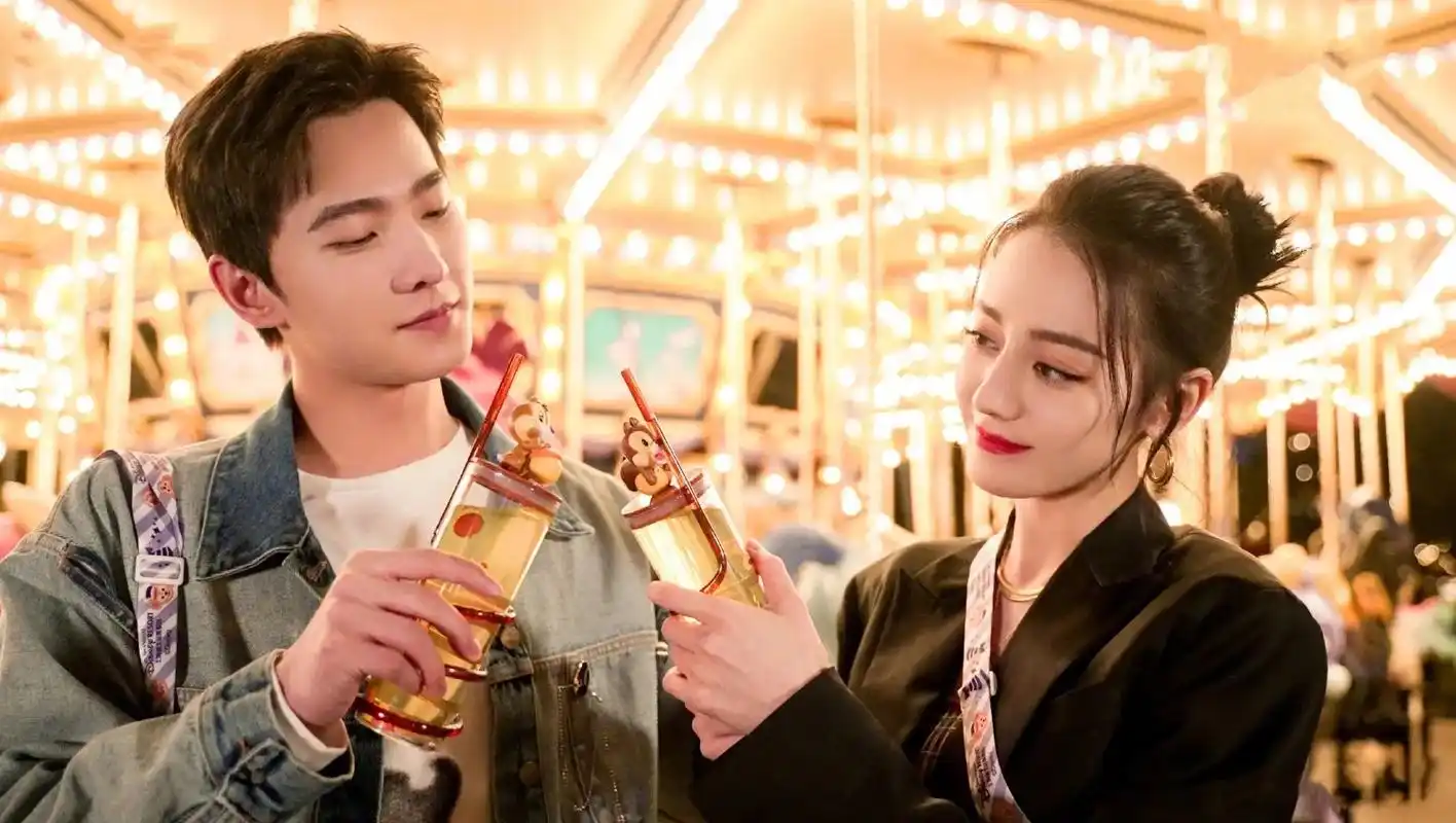 杨洋 #迪丽热巴 你是我的荣耀不说再见,感谢这个夏天的荣耀 - 抖音