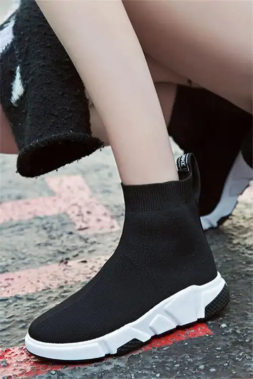 弹力袜子鞋女韩版透气软底运动鞋舒适针织套脚休闲鞋街拍短靴
