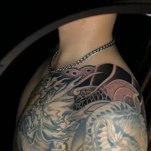 胸口龙_纹身吧社区 - 纹身大咖