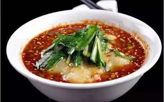 玉米搅团是茂县人最会做且味道最可口的一款地方特色小食.