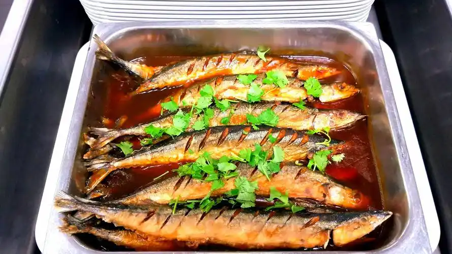 红烧秋刀鱼所有菜品制作人尹洪利