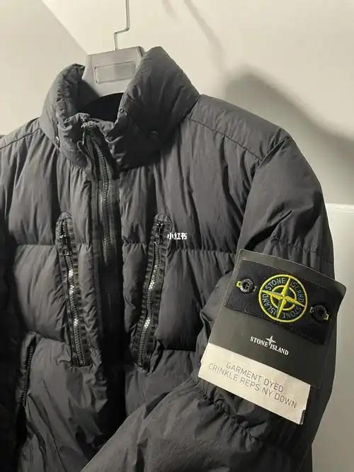 匹兹堡半价出件全新stoneisland羽绒服