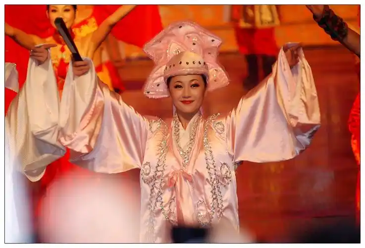 标题:《宋城千古情》美女演员