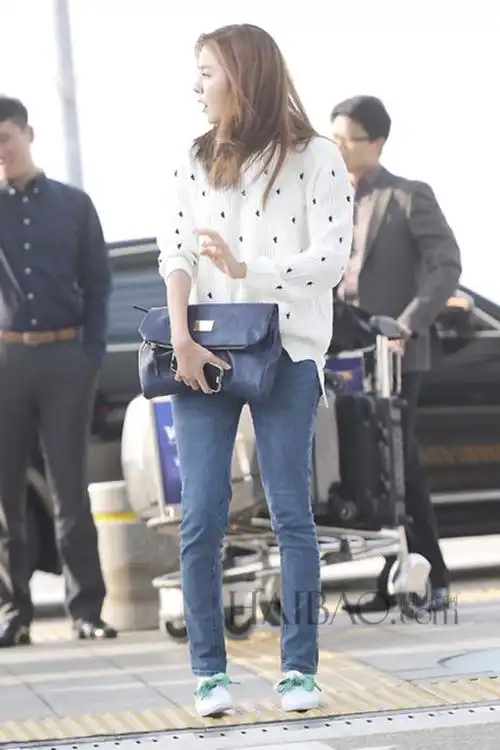 p>金宥真(u-ie),1988年4月9日出生于大邱广域市,韩国女歌手,演员