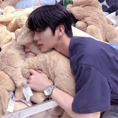 男生头像暖男帅气阳光毕竟深情卜如久伴