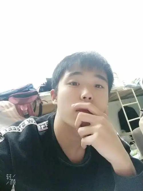 【68号实验室】史上最辣眼睛的一期推送丨男生用轻颜相机是种怎样的