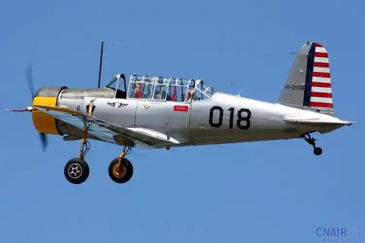 九九式舰载轰炸机介绍