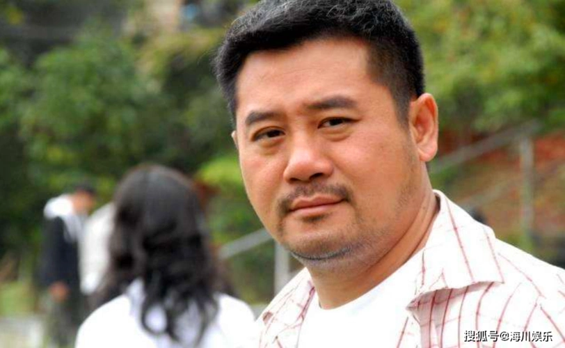 欧阳震华到场支持,袁咏仪一星期光顾2次!_邵仲衡