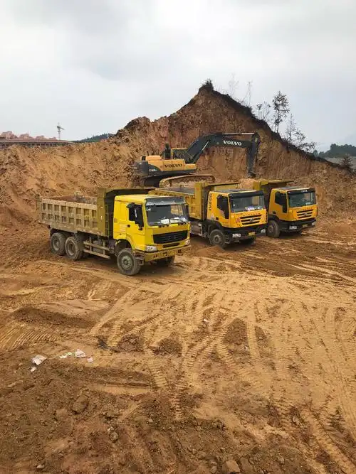 图二 生态停车场土方开挖