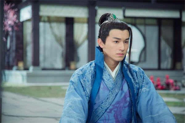 《诛仙》杨旭文上线 儒雅腹黑被赞高颜值反派