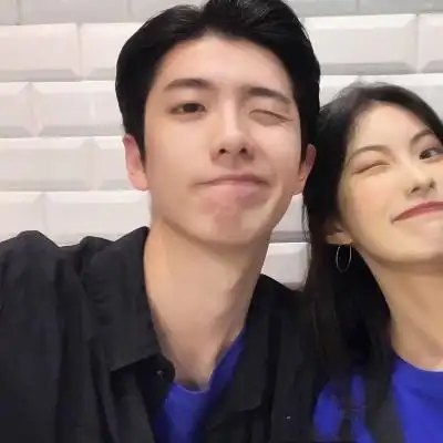 相爱幸福双人情人头像,情侣头像图片-回车桌面