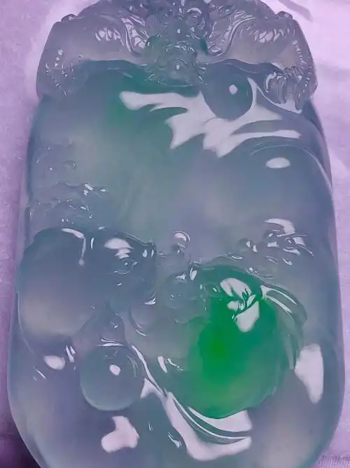 鱼跃龙门翡翠翡翠玉雕大师加龙雕刻作品